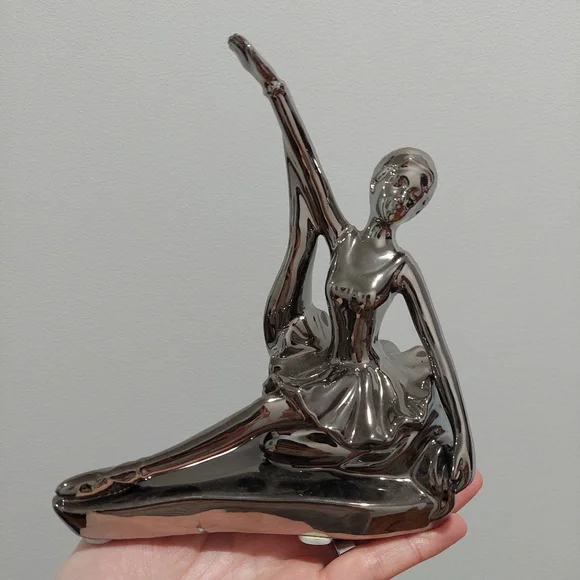 Elegant Silver Ballerina Sculpture - Picture 1 of 12